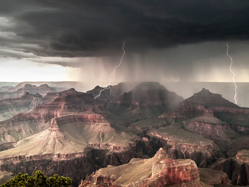 nubbsgalore:  lightning strikes the grand canyon. photos by (click pic) travis roe, dan ransom (timelapse), rold maeder, gerard baeck, david ponton, doug koepsel and adam schallau 
