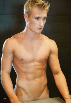 cumversatile:  UK olympic diver Jack Laugher 