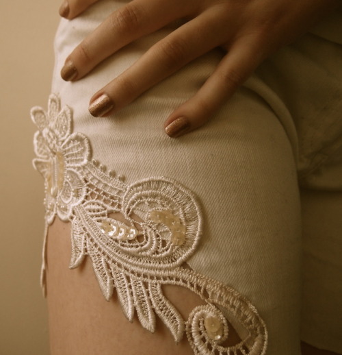 truebluemeandyou:DIY Embellished Lace Shorts Updated 2019@hippoplatypusasked where to buy this type 