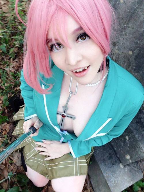 nsfwfoxydenofficial: Chuuuuuu~ <3  Who doesn’t love a cutesy vampire?? ;) Happy topless Tuesday to everyone on @cosplaydeviants. :P I shot a Moka set and here are some NSFW behind the scenes selfies.💕   I’m totally thrilled to cross off shooting