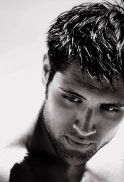 dante80sa:  Dante’s Hot Men http://dante80sa.tumblr.com