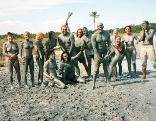 leechuffIbiza 90&rsquo;s mud tribe