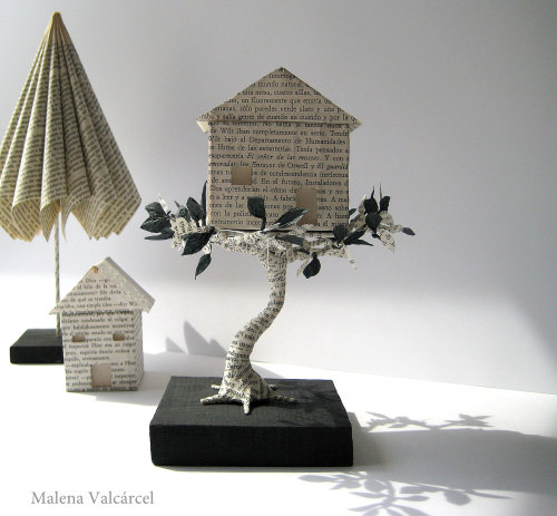 10knotes:  sosuperawesome:  Book sculpture by Malena Valcarcel  