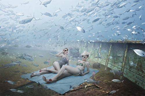 secretlifeofamovieproducer: slowartday: Andreas Franke, The Sinking World THIS IS AMAZING