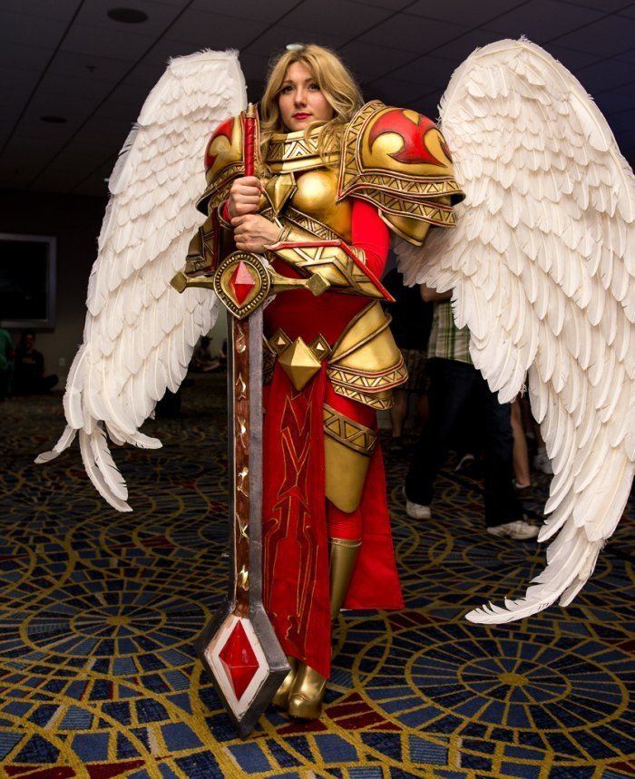 frikadasrandom:  Dat cosplay 5º elementooooo nacora:  polafran:  Dragon Con 2013