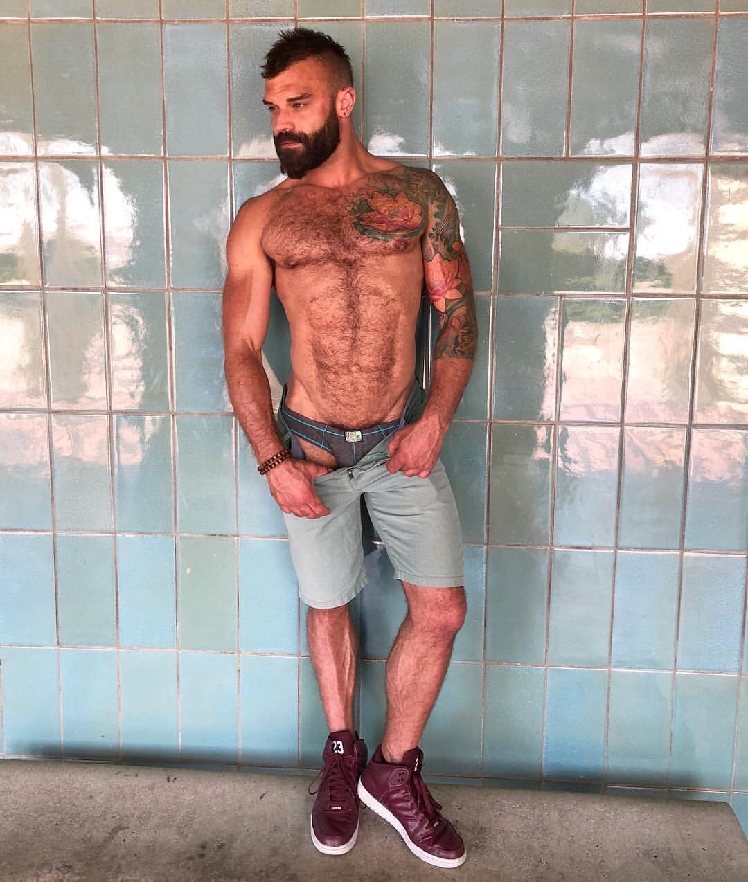 beardburnme2:Drake_000 instagram