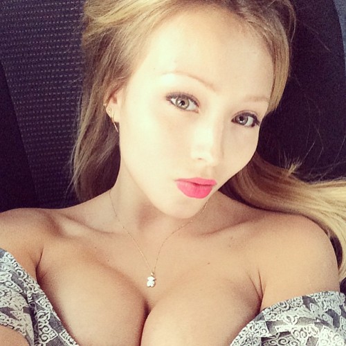 Source : sexyinstush.tumblr.com/ Instagram Name: daniellachavezc