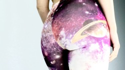 Youngjuicybooty:  Her Ass Is So Perfect, It’s Similar To How Perfect The Universe