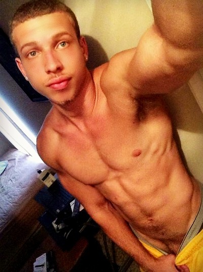 traps-n-trade:  Traps-N-Trade follow us on Tumblr! The BEST blog on Tumblr for Thug