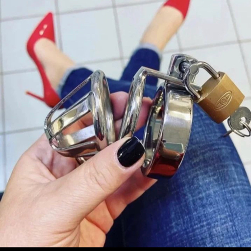 bdsmverifiedmommy:Hey sissies/ slaves, New To Kink? Don’t Be Shy&hellip; Mommy Will Guide You With her Experience And Knowledge&hellip; EXPERIENCED? I Will Push Your Limits And Make You Beg For More. don&rsquo;t forget you are my newest addiction,Reblog