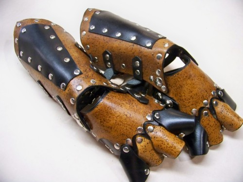 strongholdleather:  Continuing yesterdays post of specialty gauntlets… These are just the ones we have pictures of from before we sold them. 