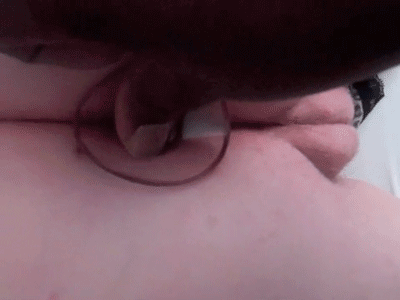 awkward-panda-is-awkward:That awesome moment when he pushes the plug in.Also how