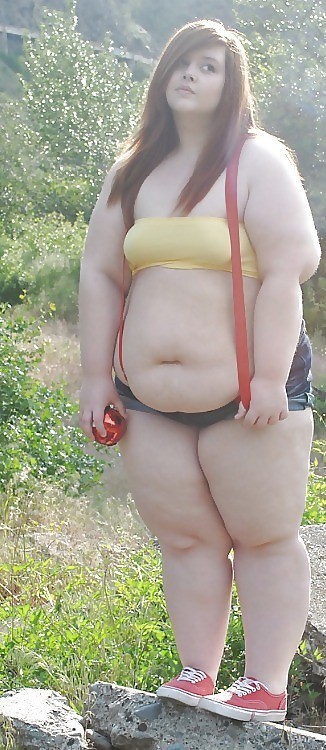 conan77fa:  http://www.tumblr.com/blog/conan77fahttp://ssbbw-world.over-blog.com