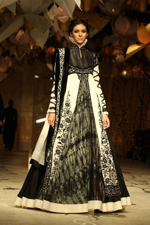 Rohit Bal, India bridal fashion week 2013