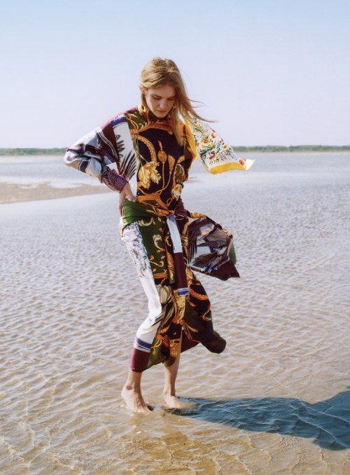 Photographer: Zoë GhertnerStylist: Camilla Nickerson Model:Natalia Vodianova The many ways to wear