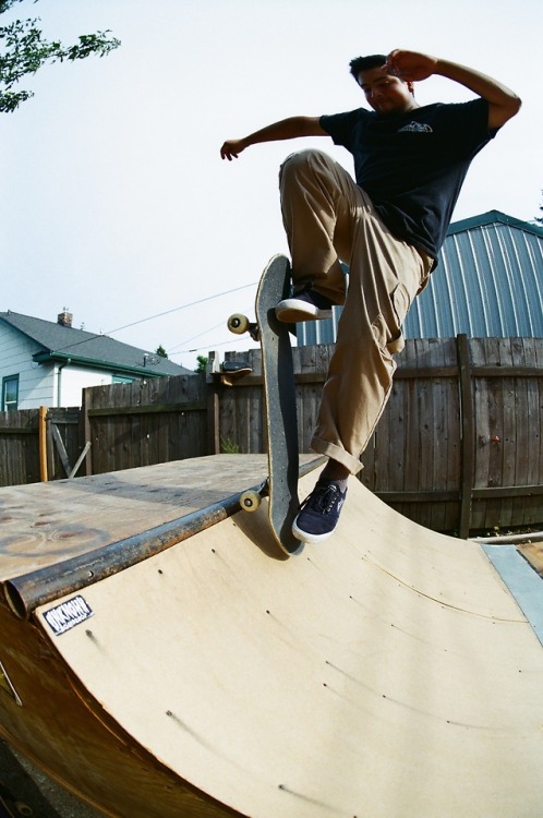 juan blunt to fakie