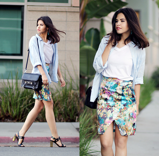 lookbookdotnu:  Casual layered pastels (by Adriana Gastélum) 
