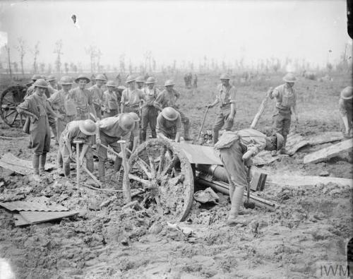 thisdayinwwi - thisdayinwwi - Aug 9 1917 Royal Field Artillery...