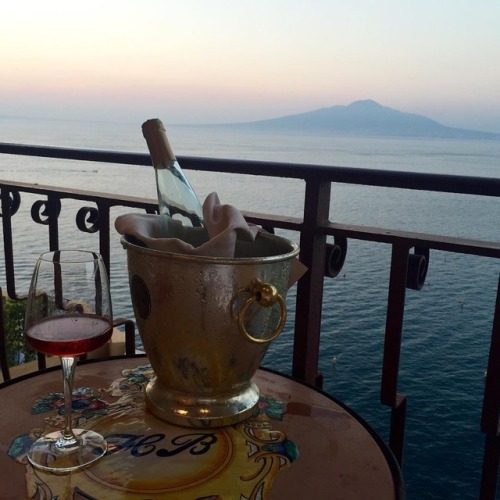 Hotel Belair SorrentoInst @esecrest907