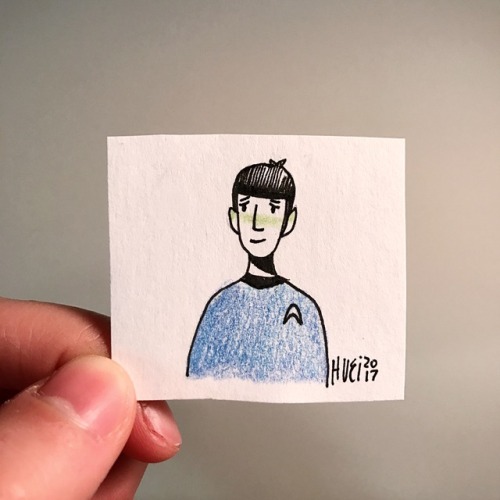 huei-doodles:small blushing spock 