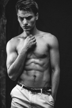 Blog-Of-Boys-And-Boys-With-Boys:malemodelscene:jonas Kautenburger At Kult Models