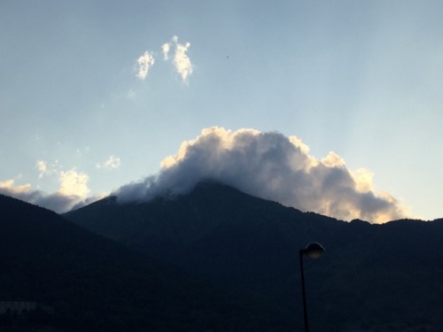 Clouds & mountain.