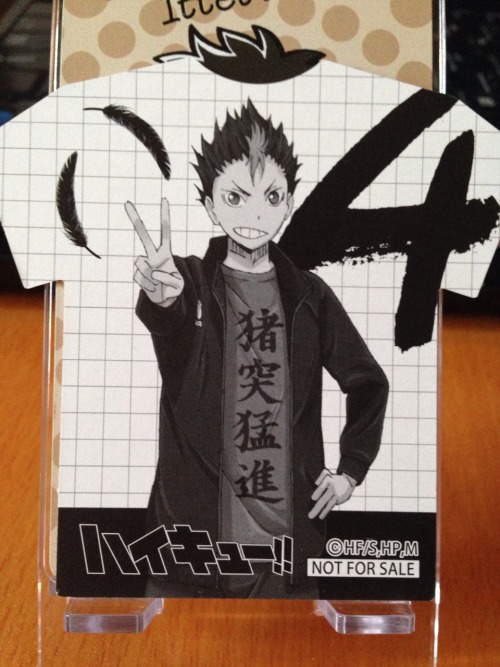tatsu-to-mamo-no-atm:  So when I wasn’t on Tumblr the last month and a half, I was…um. Yeah.  Throwing my money at a certain volleyball series. The complete Karasuno team was at hand in the Jump Shop in Tokyo Dome City. And I started collecting