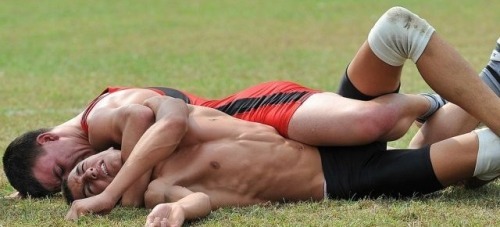 Hot wrestling