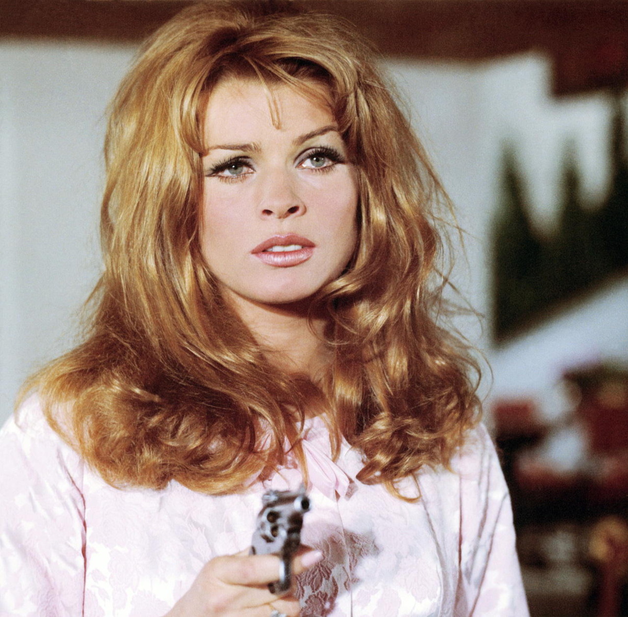 retrogirly:  Austrian beauty Senta Berger 