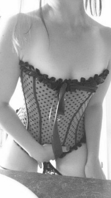 goodgirlgonewildmontreal:  I love how corsets can sometimes hide your chest or accentuate it.  Different corsets for different moods.Happy Friday everyone! Wishing you all a wonderful weekend xoxo