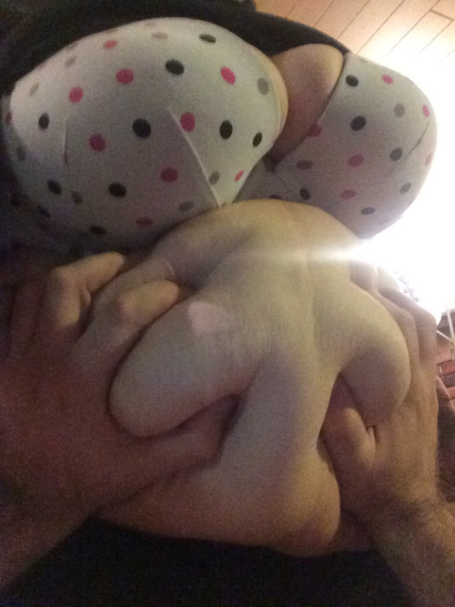 largessbbw:Photo http://ift.tt/17FKelR