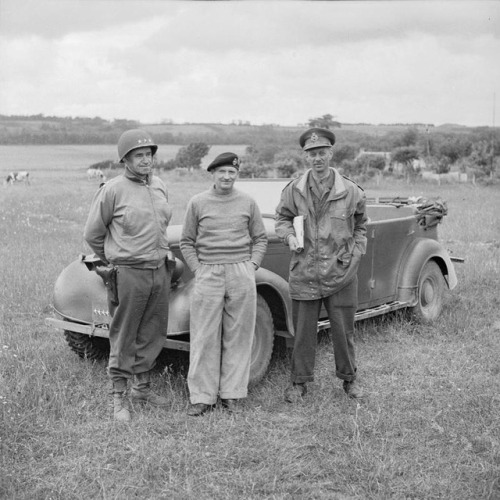 warpicshistory:The first meeting on French soil between Bernard Montgomery and generals Omar Bradley