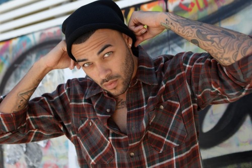exposethajocks:  fckyeahantm:  Don Benjamin | Cycle 20 Photo: ANP Photography  Hmmmm. *sigh*