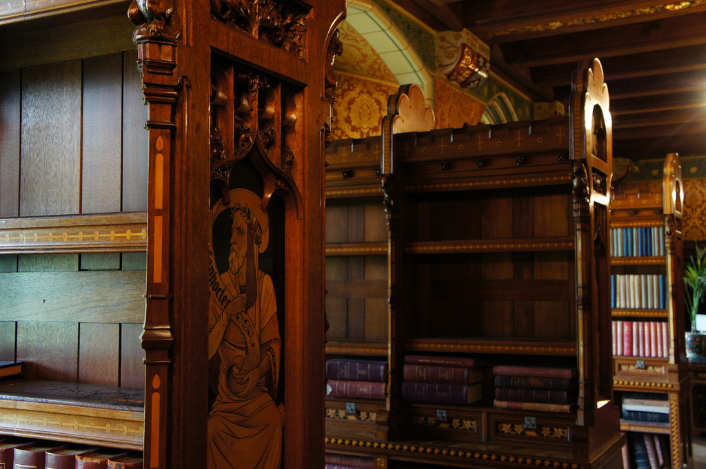 cair–paravel:The library at Cardiff Castle. It occupies the site of the medieval