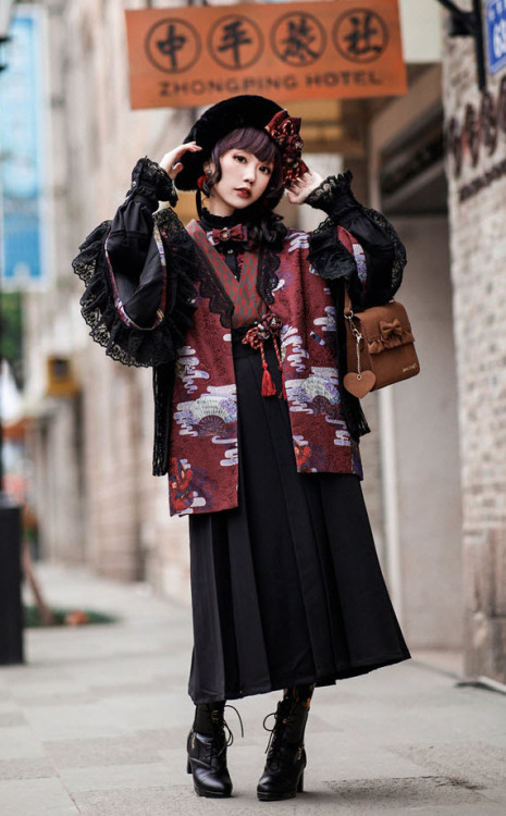 lolita-wardrobe:  ZJ Story 【-Formless World-】 Series #WaLolita ◆ Shopping Link &gt;&gt;&