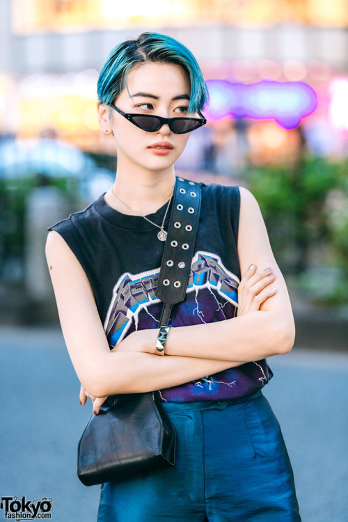 21-year-old Nanami on the street in Harajuku. She&rsquo;s wearing a vintage Metallica band tee with 