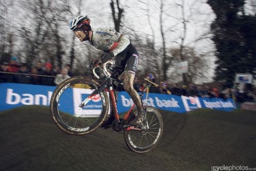letetedelacourse:This photo of Stybar negotiating the pump track section at Azencross yesterday is b