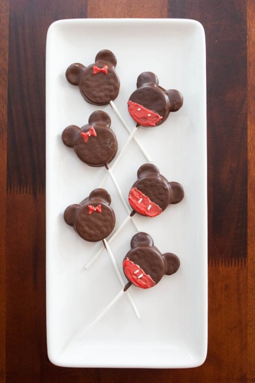 cake-stuff:  http://cake-stuff.tumblr.com/