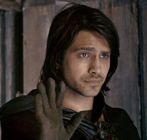 abbyprincess2:Luca in “Friends and enemies.”