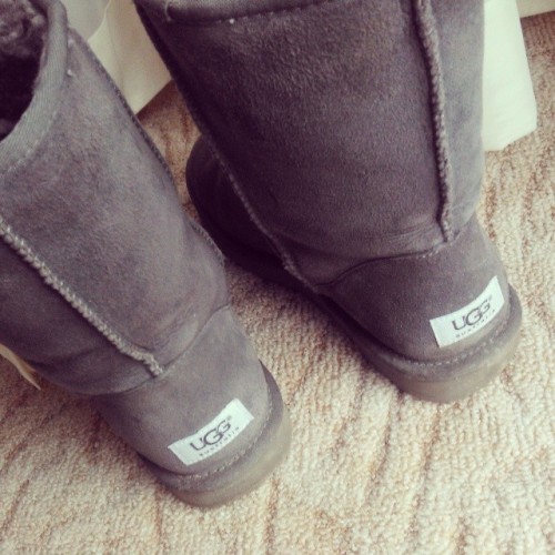 #uggs #uggboots #uggaustralia #boots #stiefel #warm #winter #cozy #autumn #fall #cold #loooove