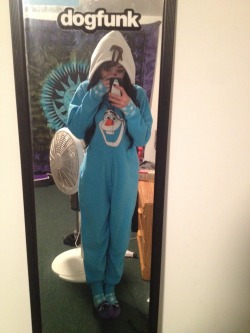 menziekinks:  GOT DEEZ NEW PJS AND OMG LOOK