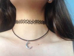 brxkenpetal:  acidic-teen:  my new necklaces!  ☁MASTURBATION TIPS☁