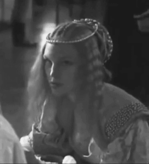 catalina-de-aragon: Third part Juana of Aragon, Queen of Naples Juana of Aragon tried to make a new 