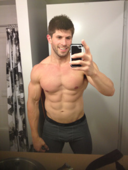 dirtyboy4x4:  jacktwister:  Real Man…Beefed Up and Rock Solid.   Older guy buy hey what the heck ill let you come spend the night,  just be quite and wait till my parents go to sleep