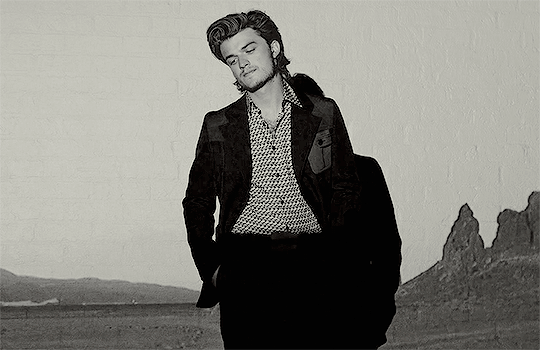 groovycasablancas: Joe Keery for Flaunt
