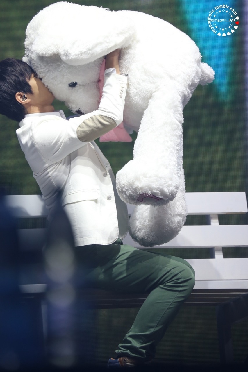 lmyungholic:  131103 OGS in Manila Myungsoo 1 