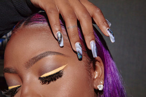 distantvoices:justine skye by tom newton for itg