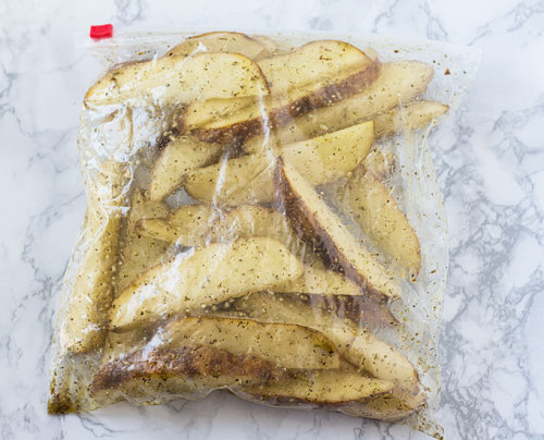 foodffs: BAKED HERB PARMESAN POTATO WEDGES Really nice recipes. Every hour. Show me what you cooked!