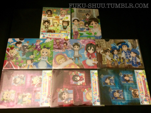 fuku-shuu:  Current mood: in Chuugakkou merchandise hell (◎ω◎*) ETA: Updated with more - I got the Noragami crossover postcards!   ヽ(♡‿♡)ノ   ETA #2: Day 43 - STILL in Chuugakkou merchandise hell! The Banpresto fairytale AU clear files