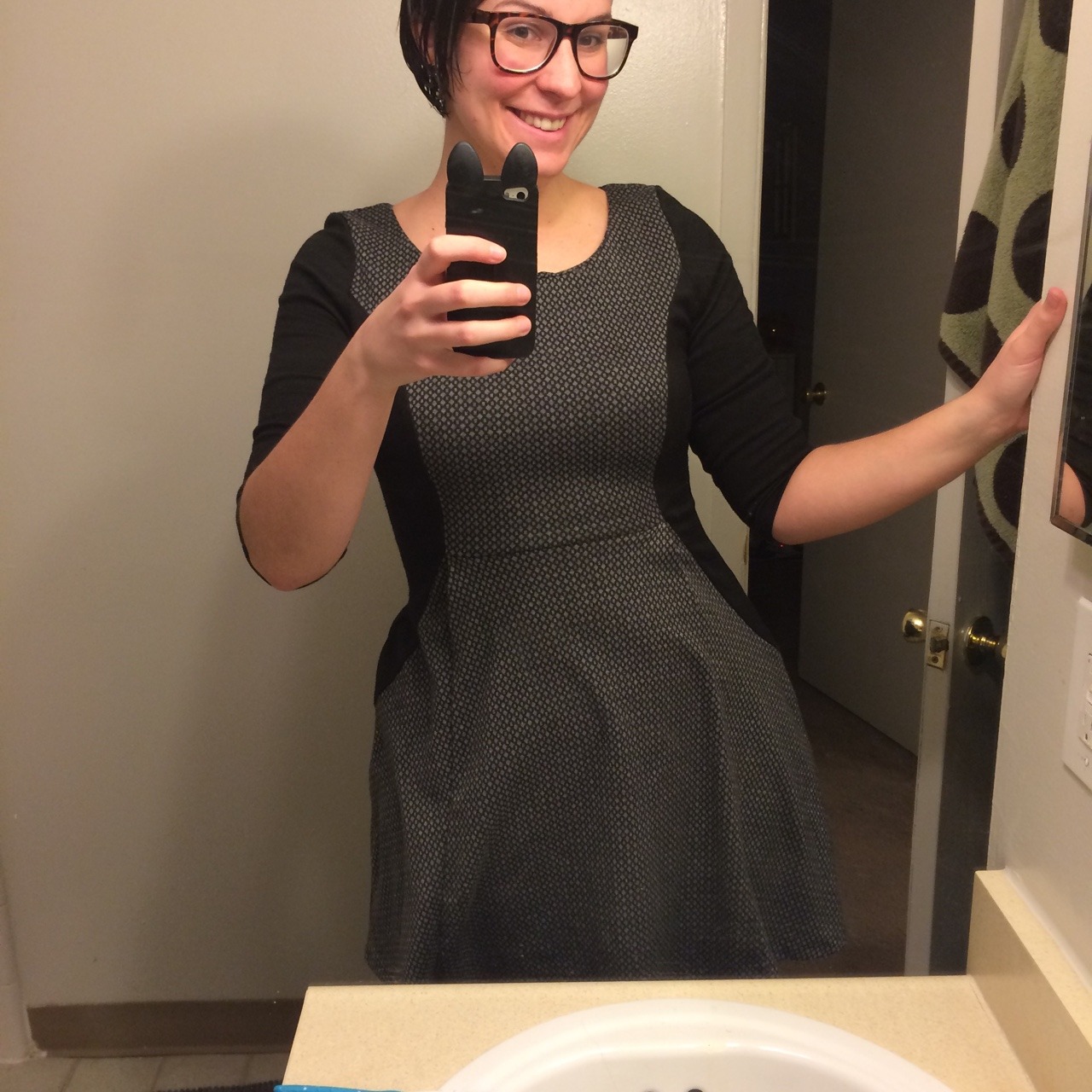 alesha: I feel cute today!! 